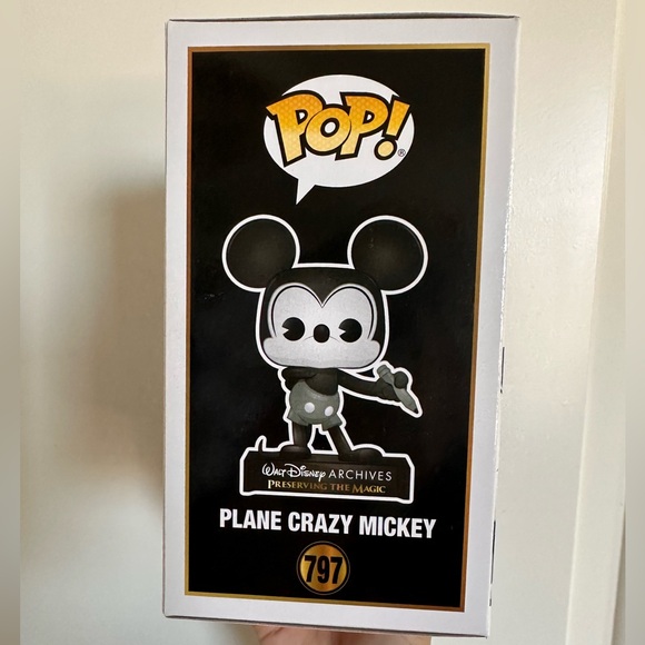 Plane Crazy Mickey Funko Pop - Picture 2 of 5